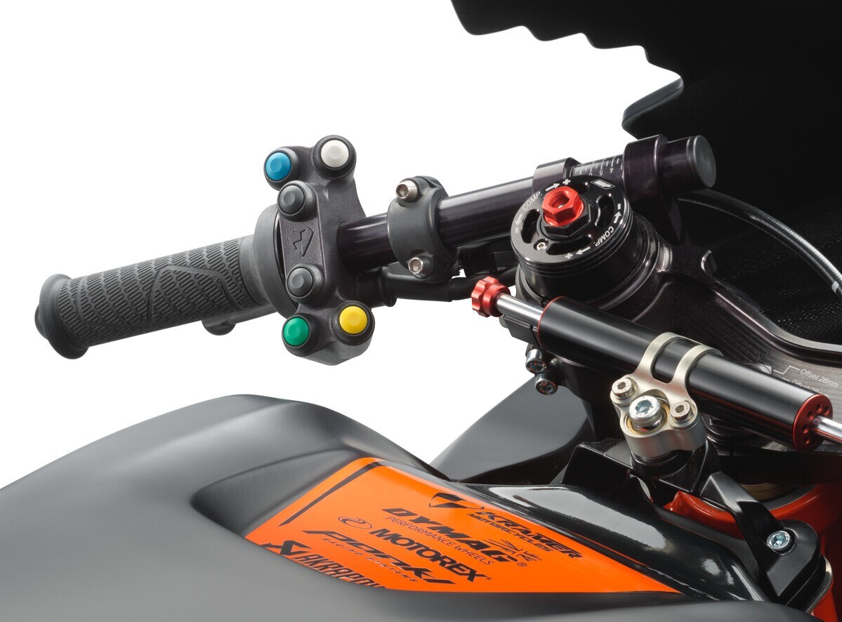 KTM RC 8C 2023, ancora più RACING